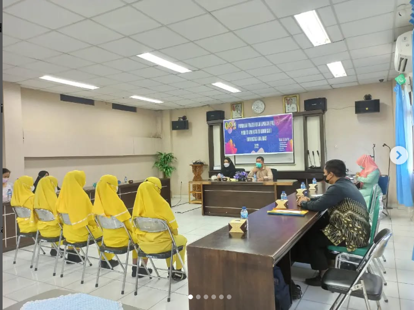 Serah Terima mahasiswa/i Praktik Kerja Lapangan (PKL) Prodi S1 Administrasi Rumah Sakit Universitas Awal Bros semester VIII di RSUD Petala Bumi