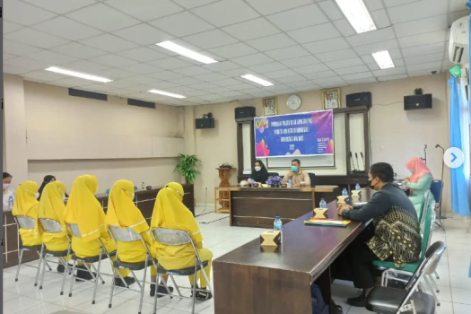 Serah Terima mahasiswa/i Praktik Kerja Lapangan (PKL) Prodi S1 Administrasi Rumah Sakit Universitas Awal Bros semester VIII di RSUD Petala Bumi