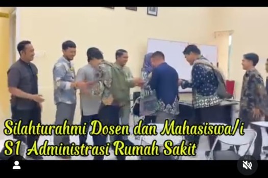 SILAHTURAHMI DOSEN DAN MAHASISWA BERSAMA MAHASISWA TINGKAT AKHIR